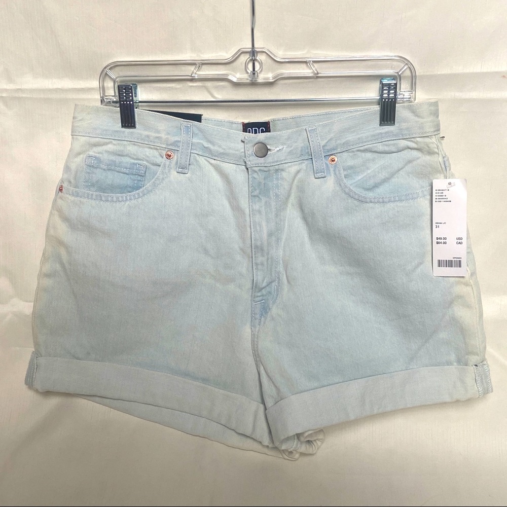 BDG Mom High-Rise Shorts